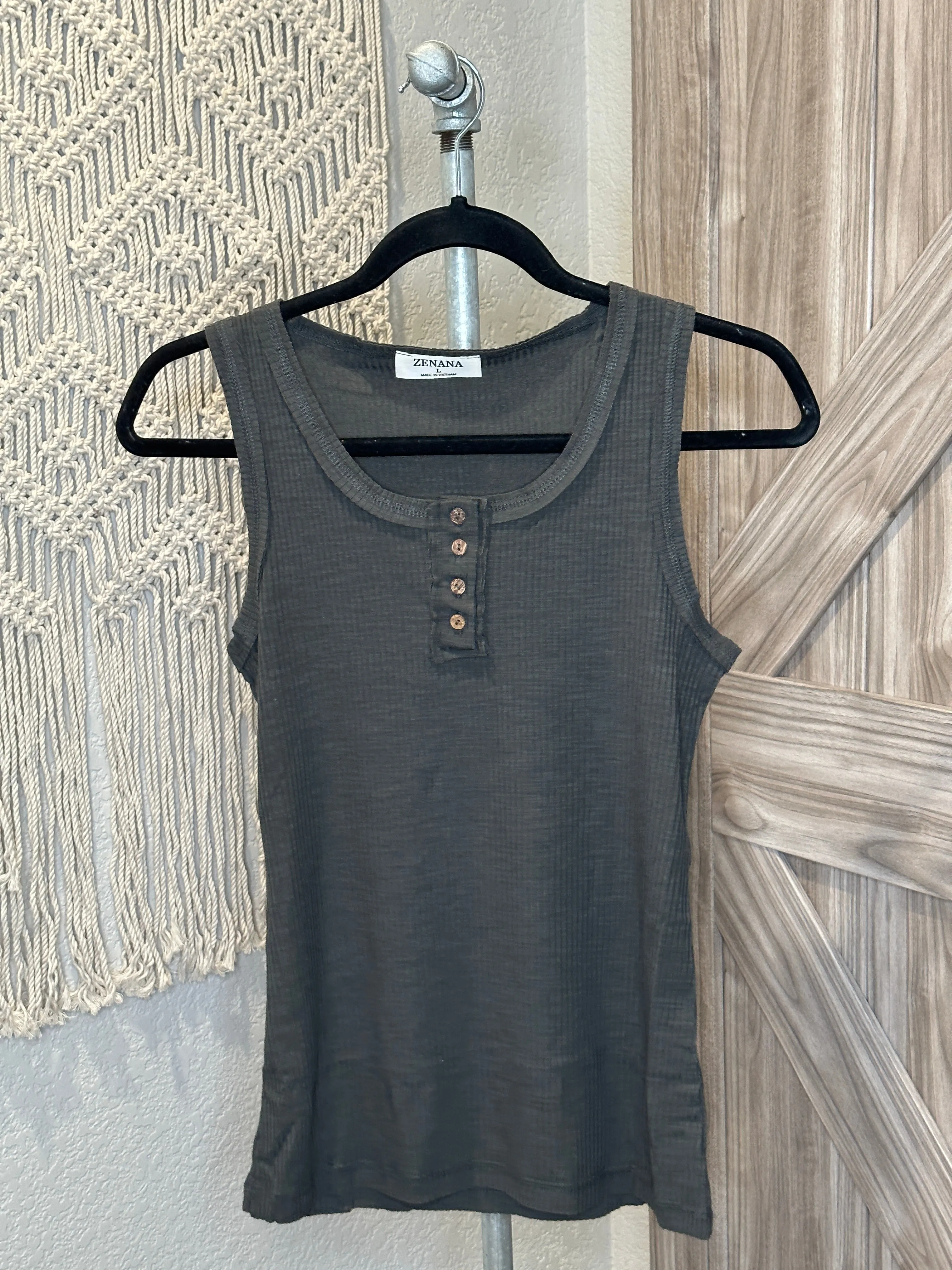 Fitted Summer Ribbed Tank Top with Button Details