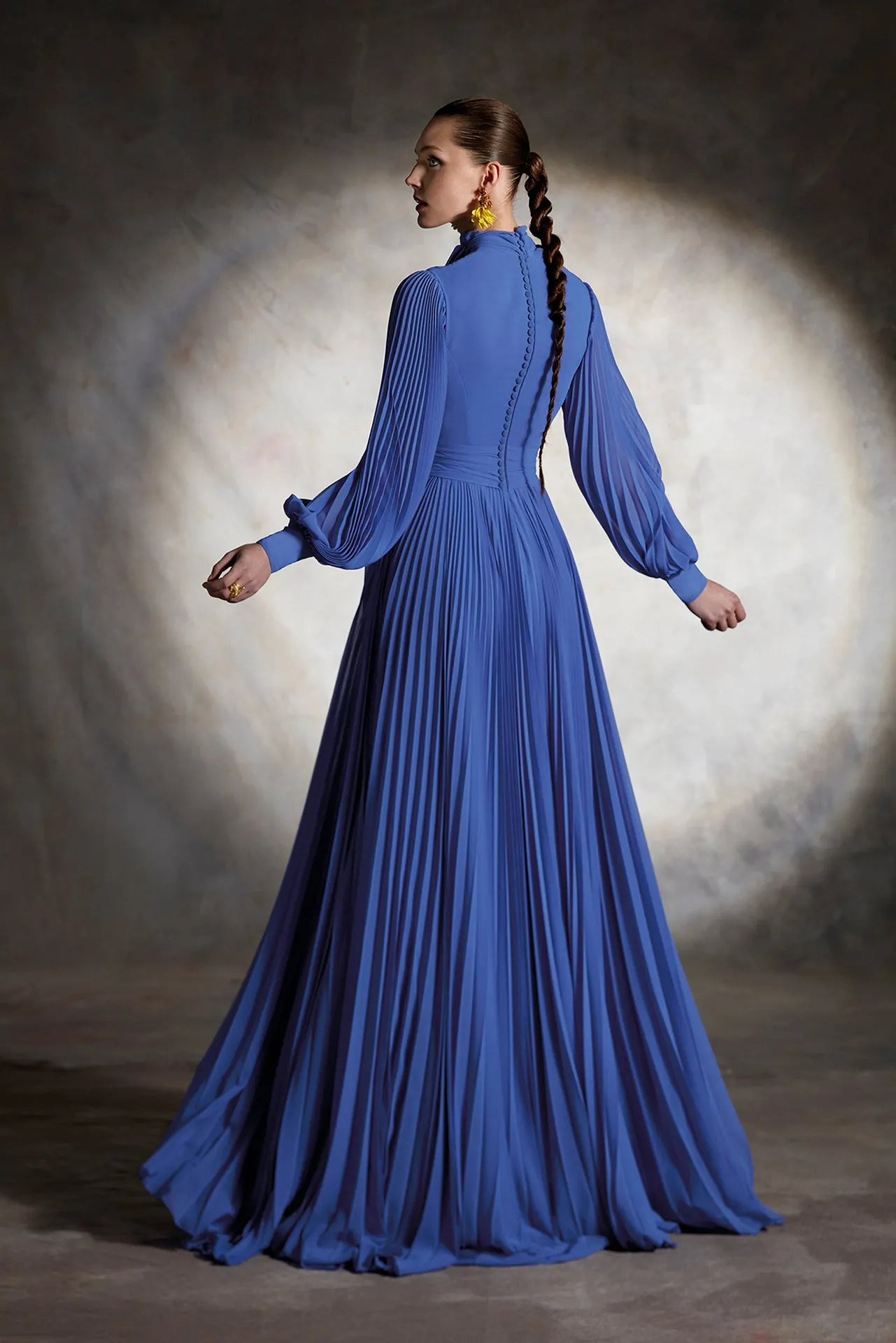 Long-Sleeved Flared Pleated Flared Dress