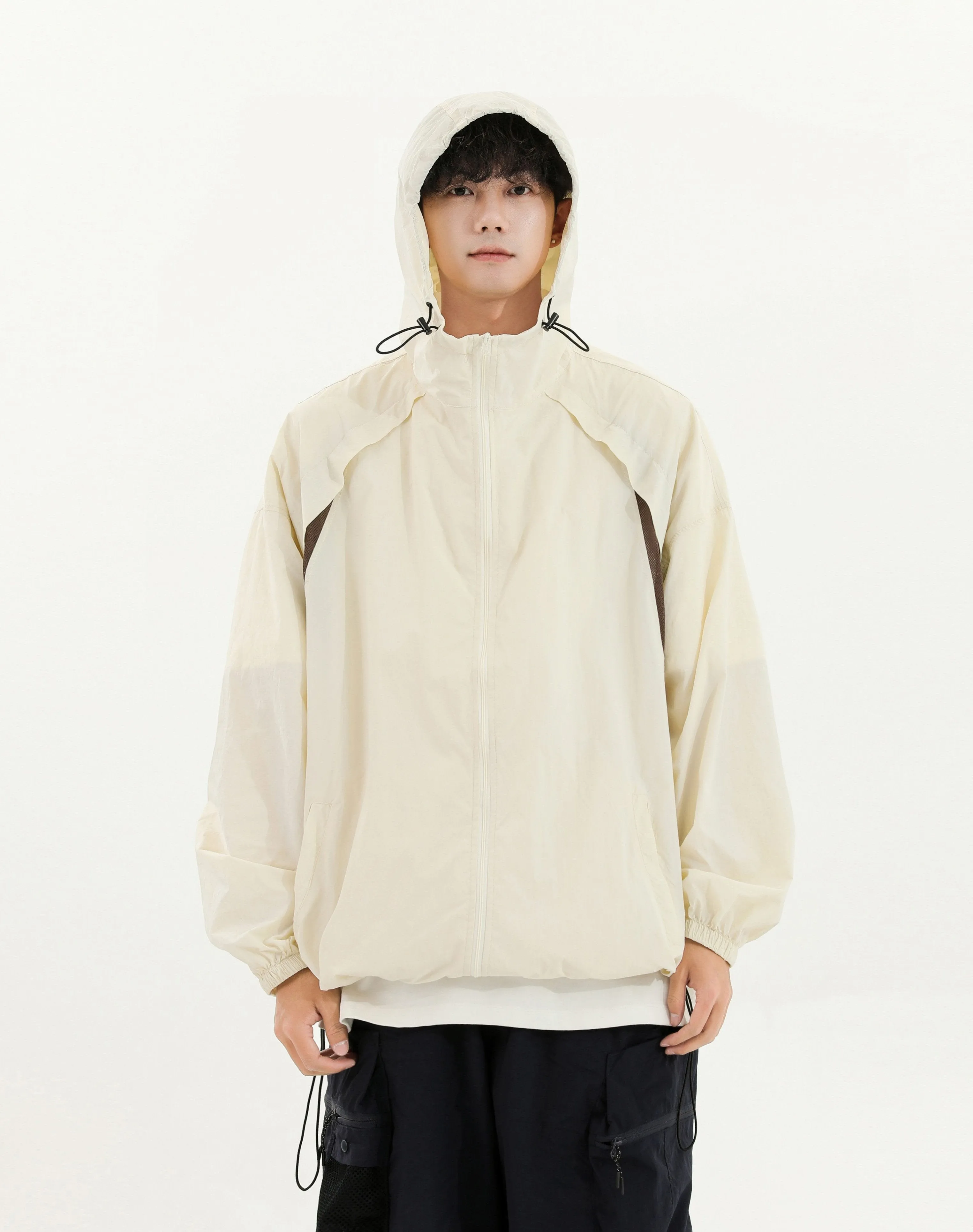 Oversized Lightweight Panelled Breathable Hooded Windbreaker