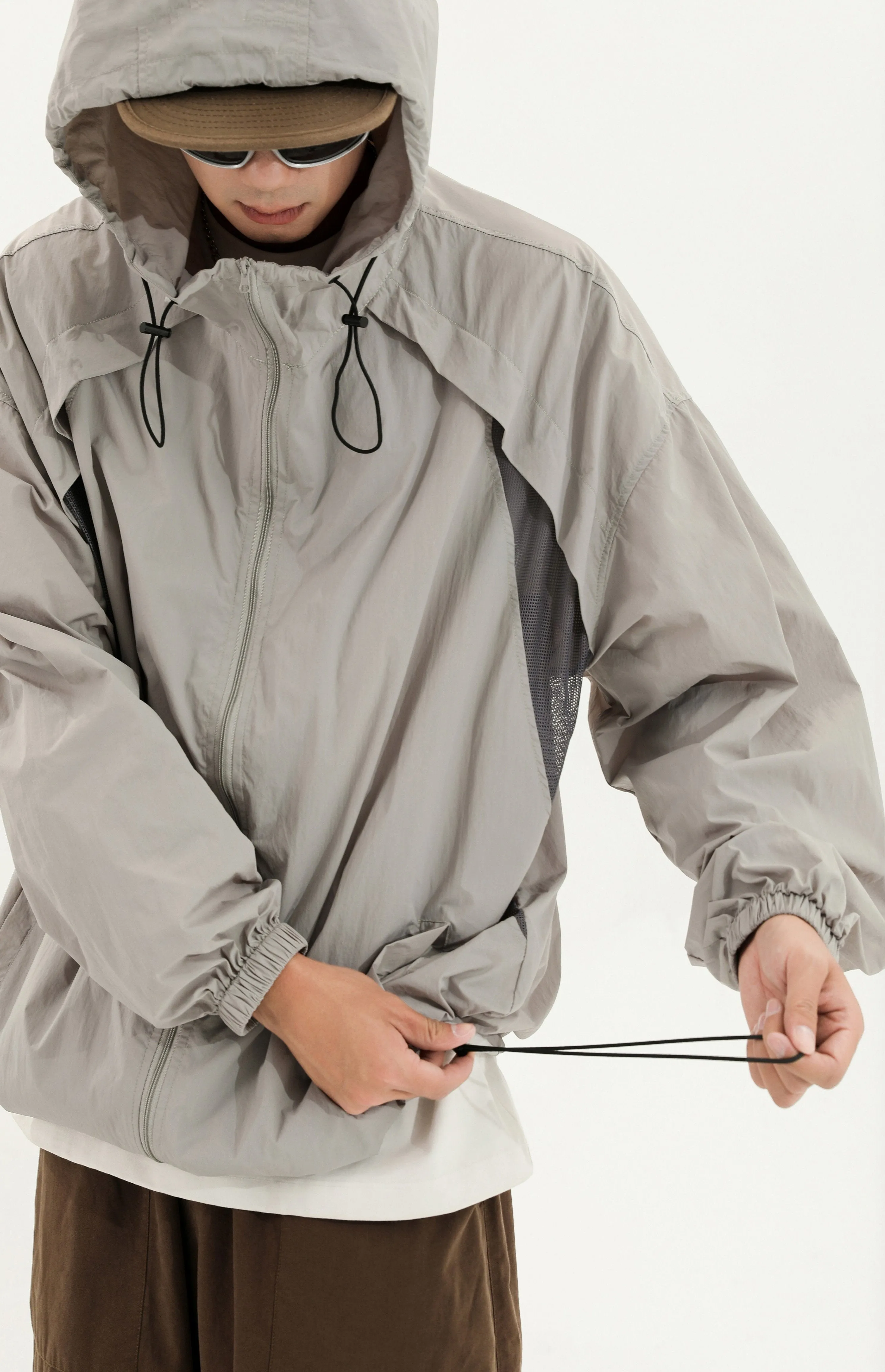 Oversized Lightweight Panelled Breathable Hooded Windbreaker