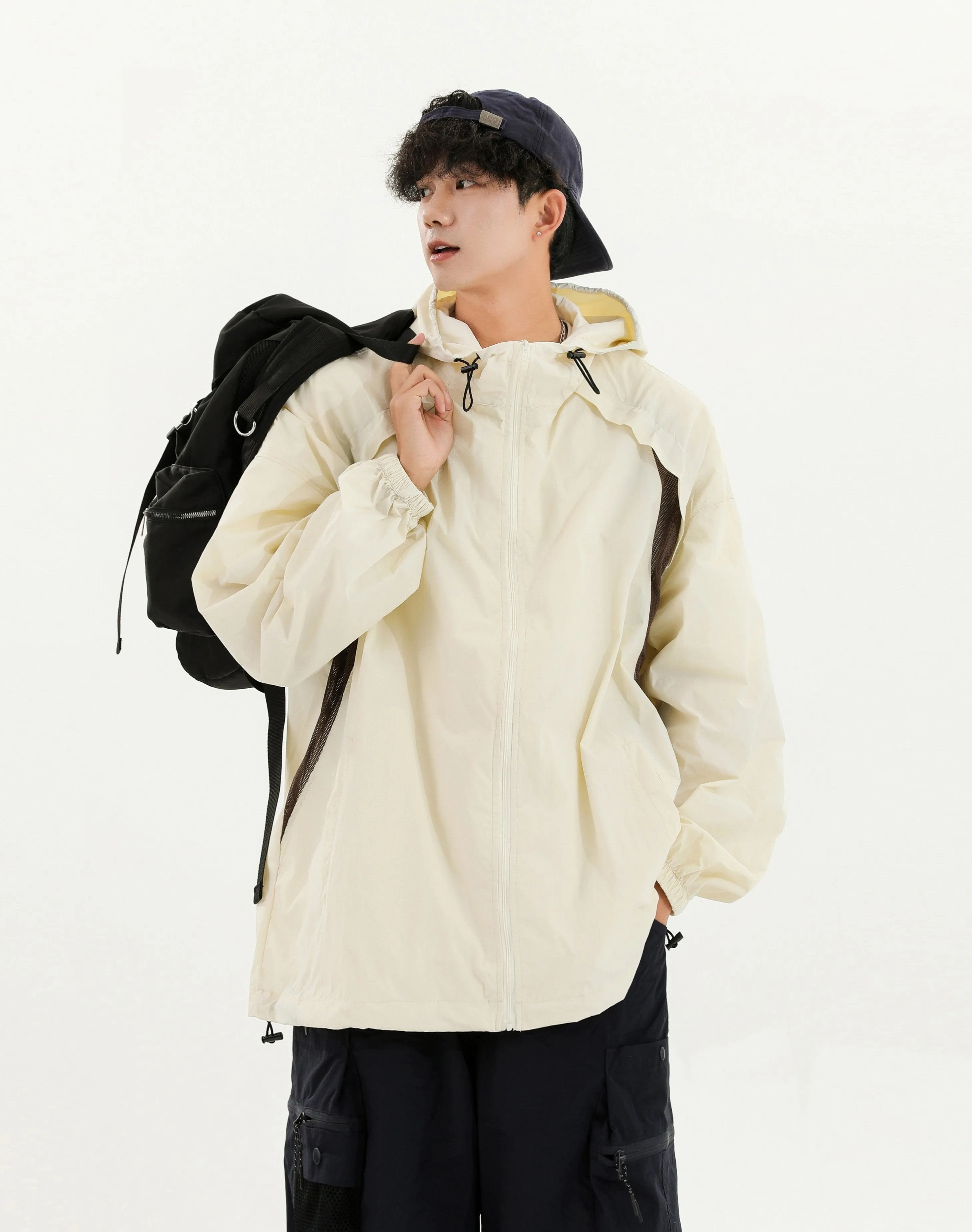 Oversized Lightweight Panelled Breathable Hooded Windbreaker