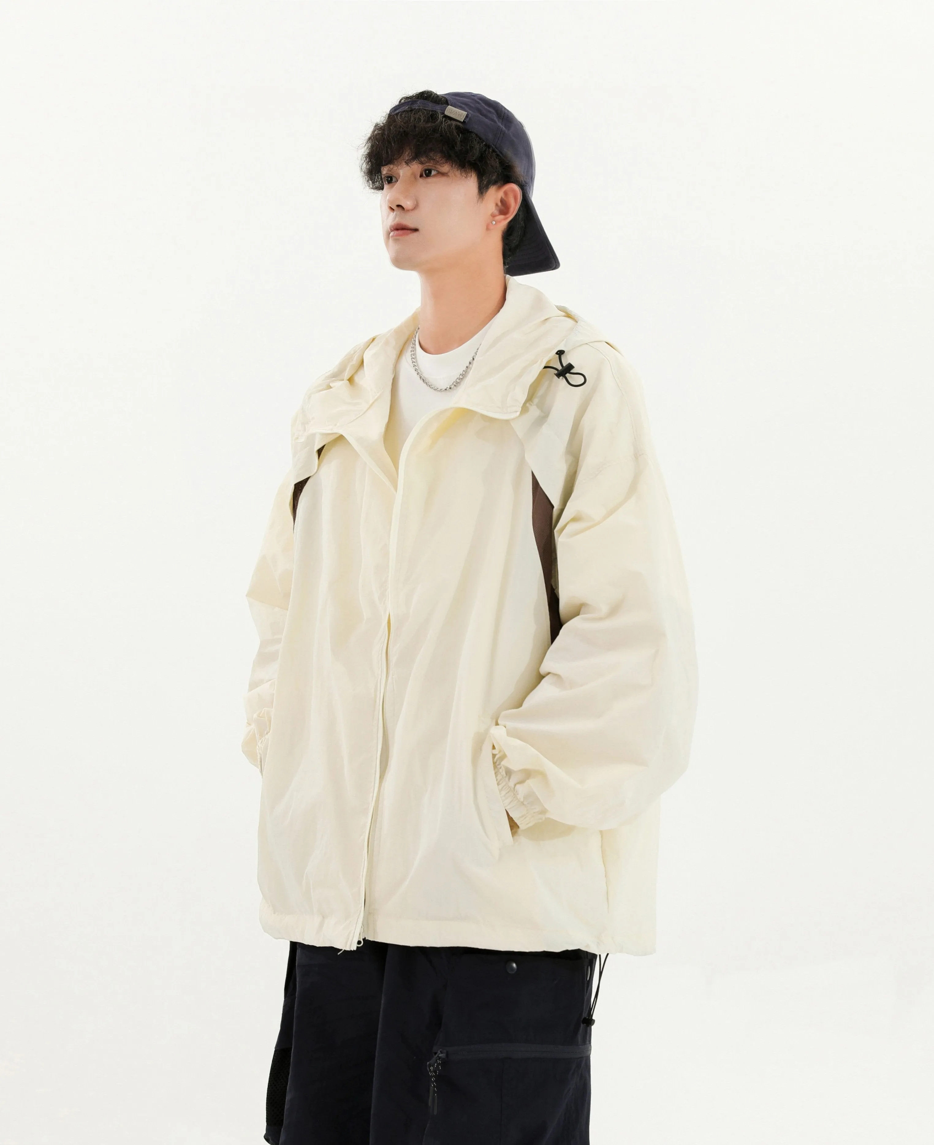 Oversized Lightweight Panelled Breathable Hooded Windbreaker