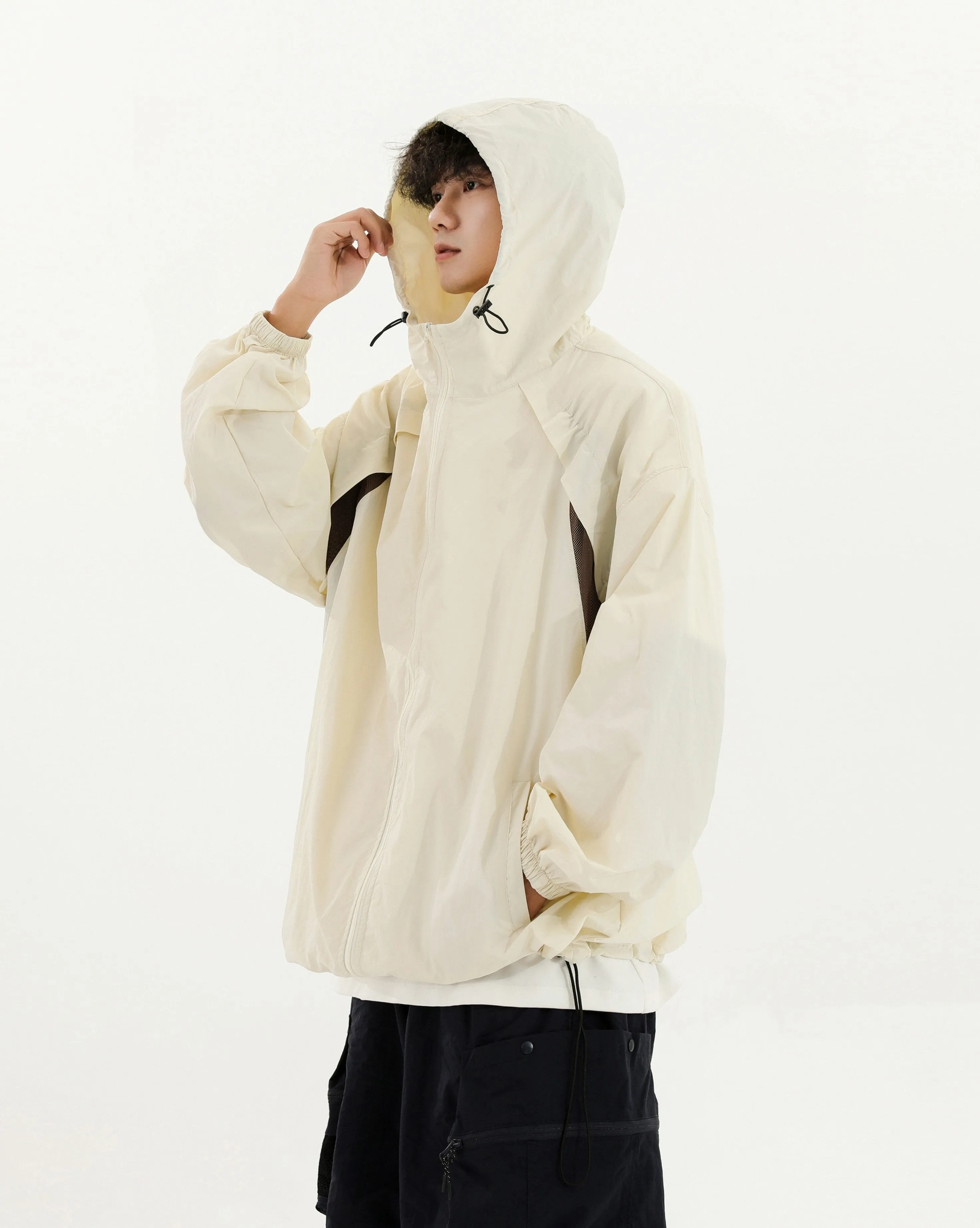 Oversized Lightweight Panelled Breathable Hooded Windbreaker