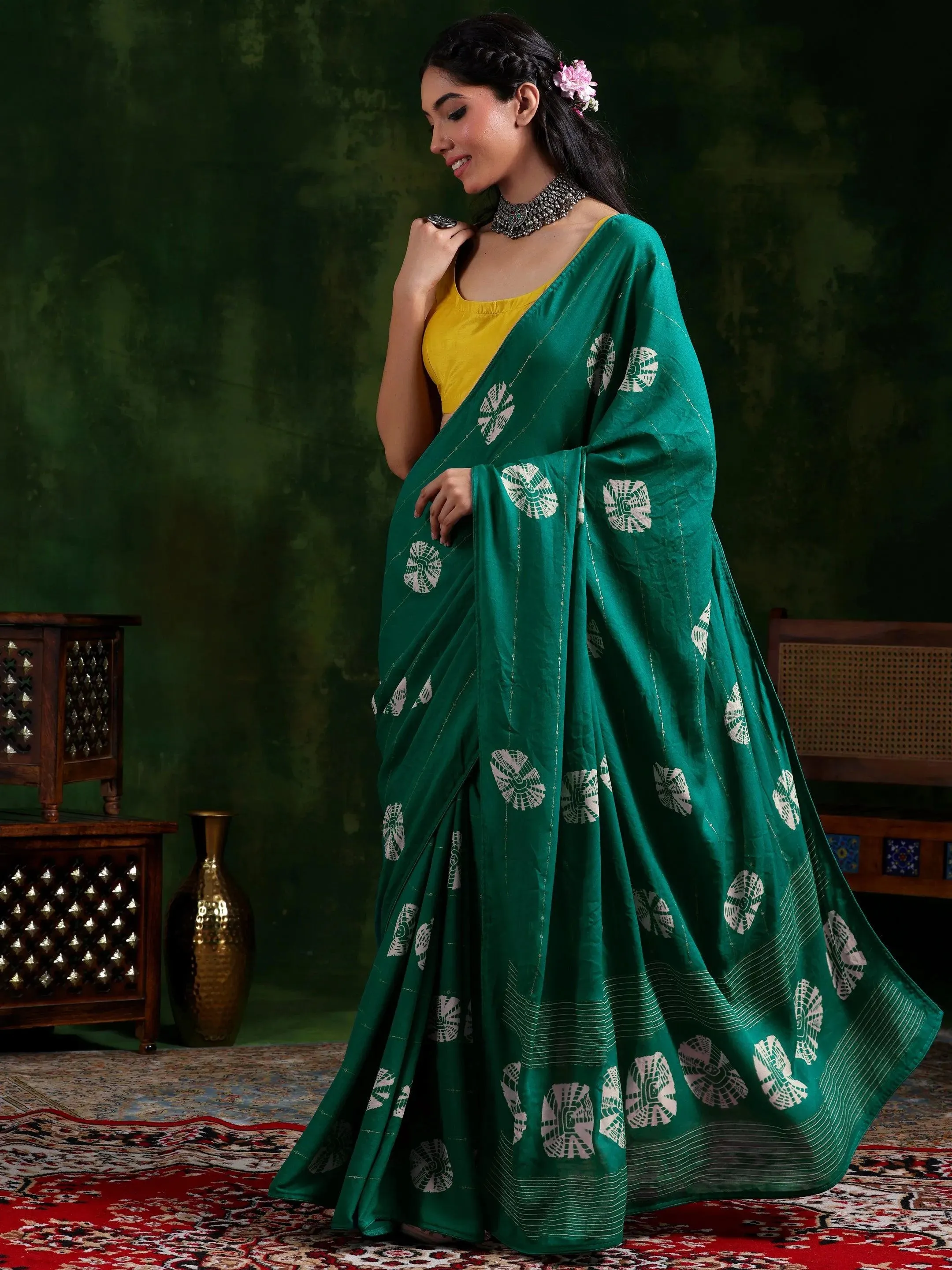 Rama Green Printed Poly Chiffon Saree With Unstitched Blouse Piece