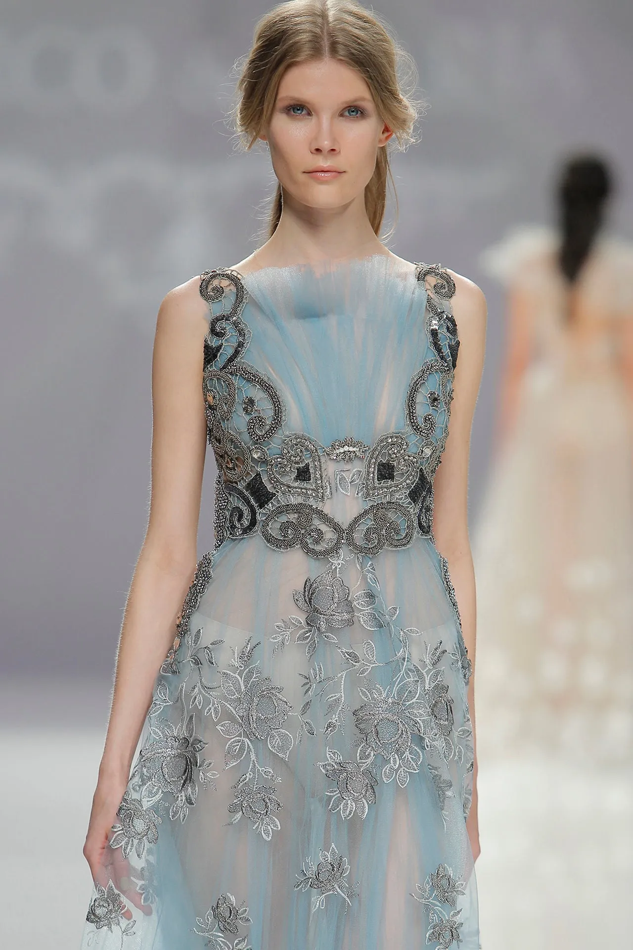 Sleeveless Embroidered A-line Tulle Dress