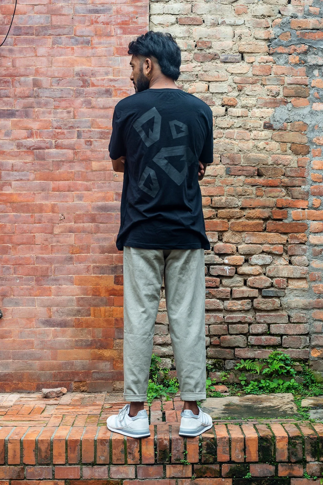unisex t-shirt - nino - black