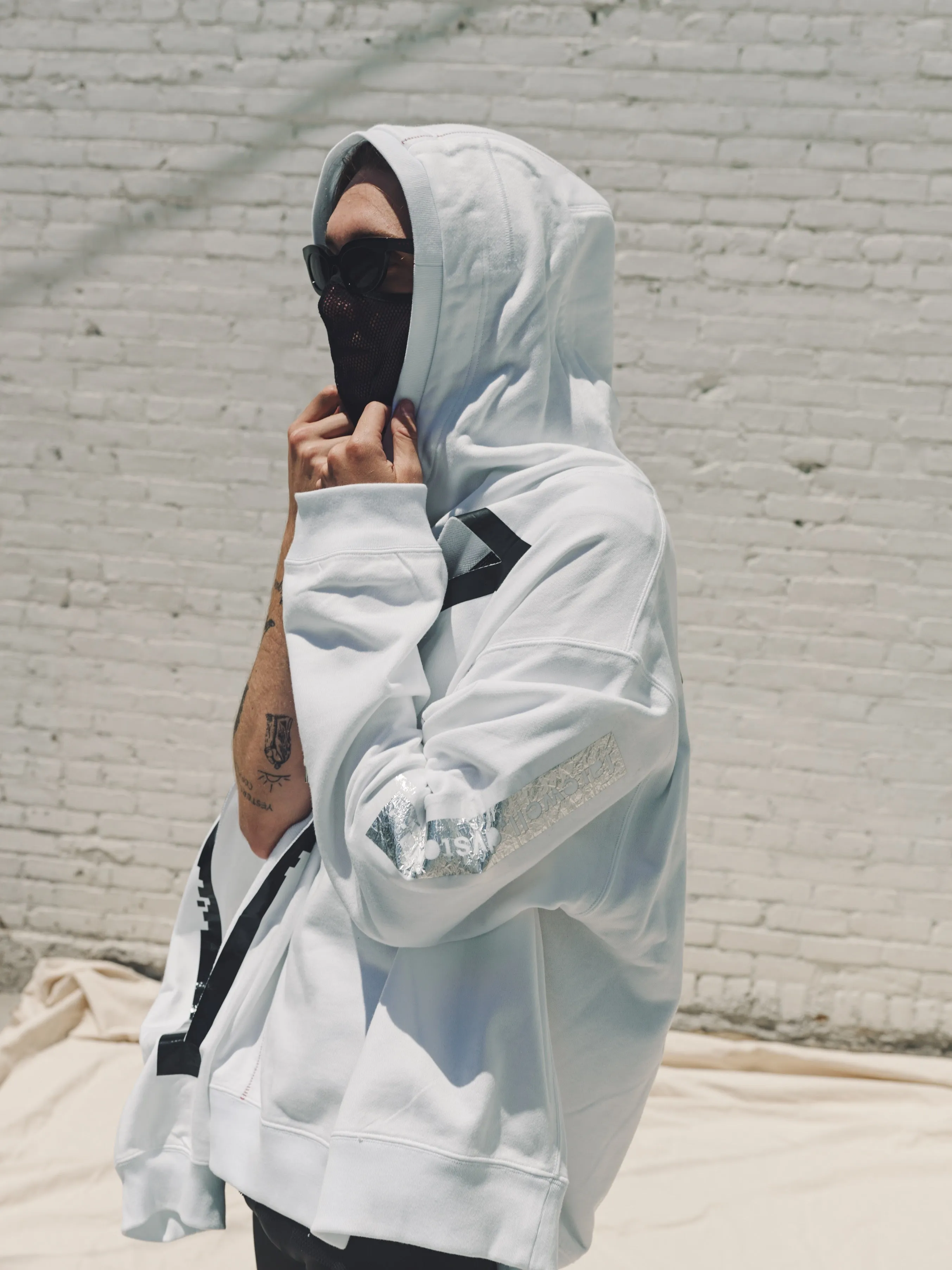 White Monster Shaped Sweatshirt Slashed Oversized Hoodie